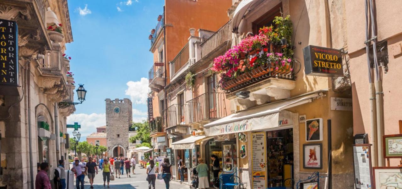 Il Cantone Del Faro Giardini Naxos Ngoại thất bức ảnh